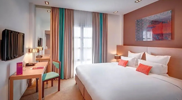 Номер Standard с видом на город Mercure Hanoi La Gare Hotel