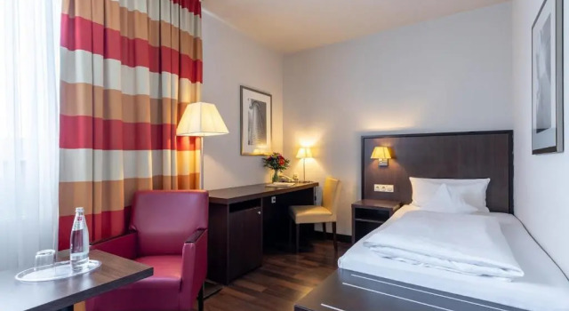 Одноместный номер Standard Trip Inn Frankfurt Nordwestzentrum