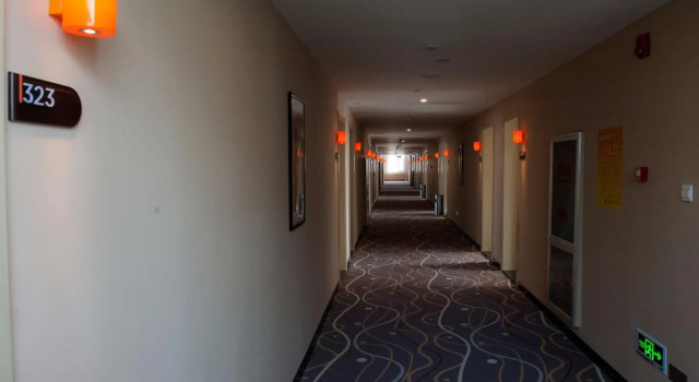 7 Days Premium·Baoding Xiongxian Bus Station, Prenota Hotel Xiong County Cina