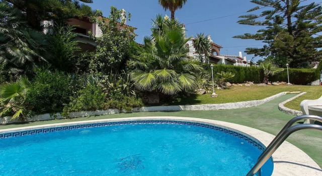 Апартаменты с 4 комнатами Casa Nuria