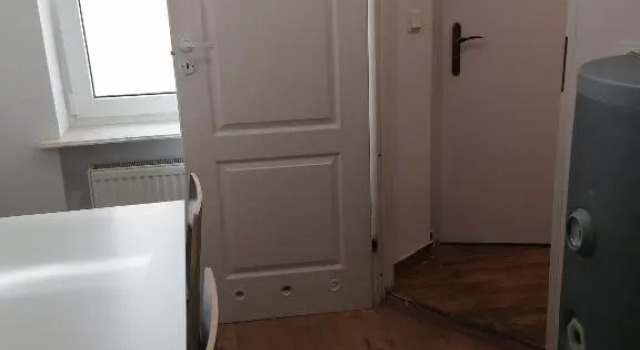 Hostel Tulip - Pokój 1 ze wspólną łazienką i kuchnią, Prenota Ostello Ostelli a West Pomerania, Ostello