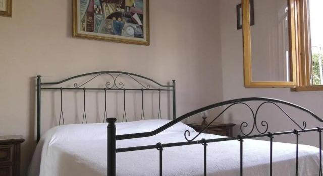 Casa a Villaggio Paradiso, Book Hotel Hoteller i Diso med parkering, Parkering