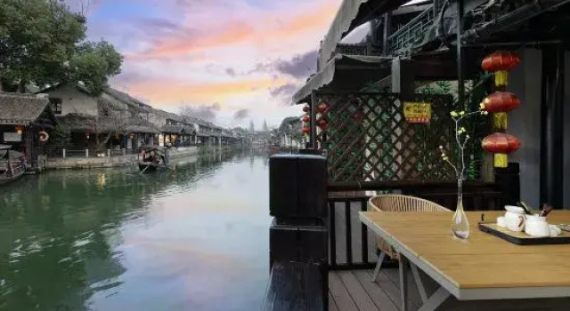 Люкс с видом на внутренний двор Xitang Yuting Linhe Boutique Homestay