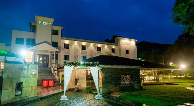 Treebo Sai Rekha Inn, Забронировать Отель Отели Насик 3 звезды, 3*