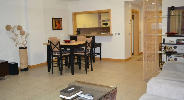 Entire 1 Bedroom Apartment in the Prestigious Palk Jumeirah - NBT, Забронировать Апартаменты/квартира Отели Дубая с парковкой, Парковка
