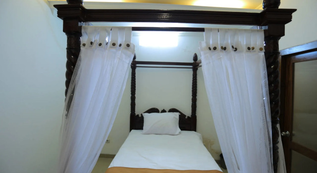 Pi Home Baciro, Rezervovat Hotel 3hvězdičkové hotely v Yogyakarta Province, 3*