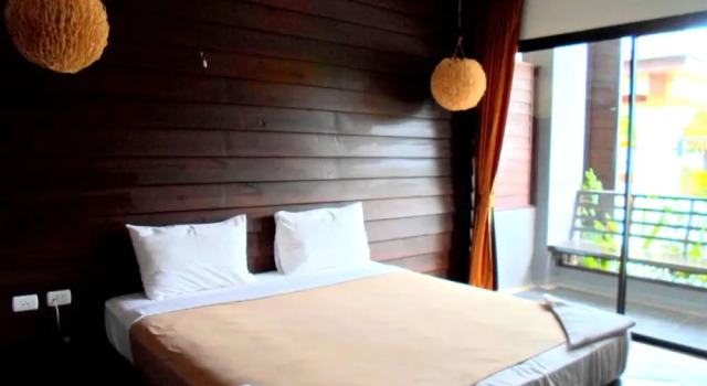Двухместный номер Standard с балконом и с видом на сад Naraya Riverside Resort