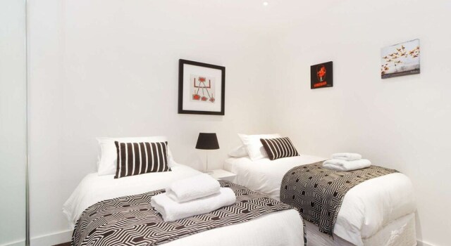 Espresso Apartments - Smart Modern St Kilda, Reserva ahora Apartamento Hoteles en Victoria con aparcamiento, Aparcamiento