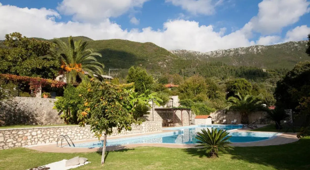 Villagio Magnolia, Prenota Hotel Sívros 