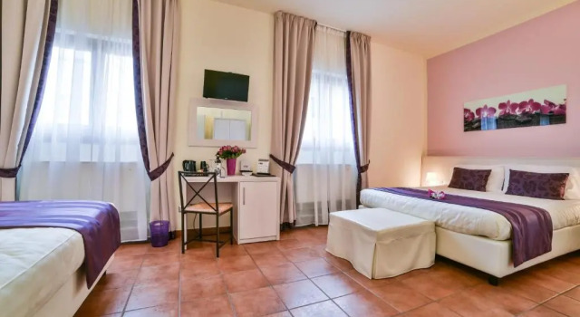 Четырёхместный номер Family Hotel Bella Firenze