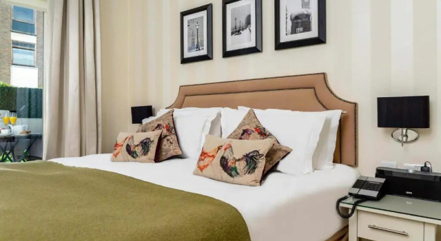 Двухместный номер Classic с балконом и с видом на город Hotel Xenia, Autograph Collection