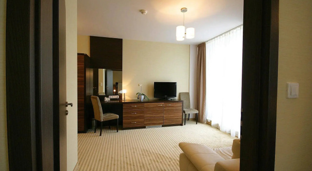 Hotel Moran & SPA, Buchen Sie Resort Powidz Großpolen