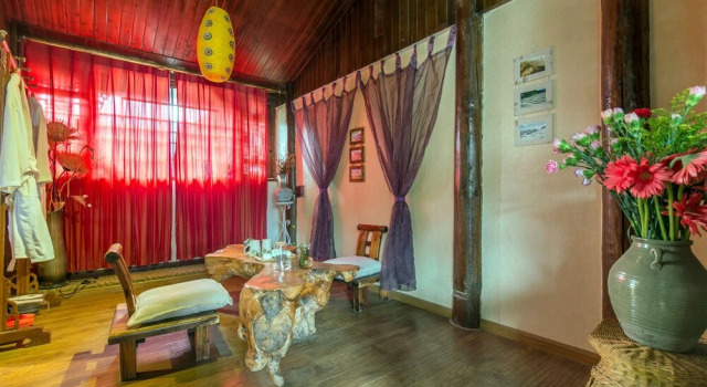 Lijiang Ledao Inn, Забронировать Отель Лицзян Юньнань, рядом с Улица Сквер-стрит Древнего города Даянь