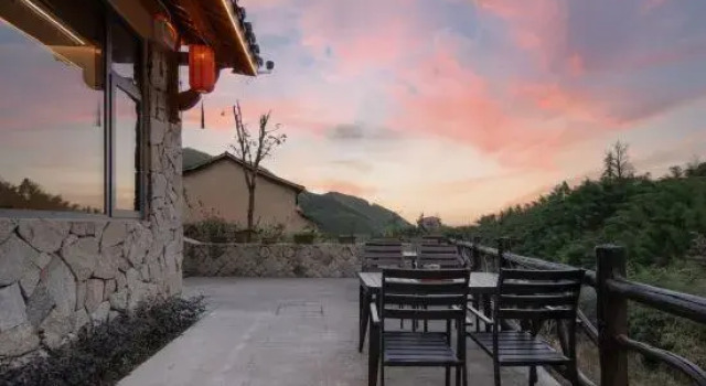 Yunshanxu Homestay (Yunhe Terraced Fields Qixingdun Viewing Platform), Reservar Hotel Lishui 