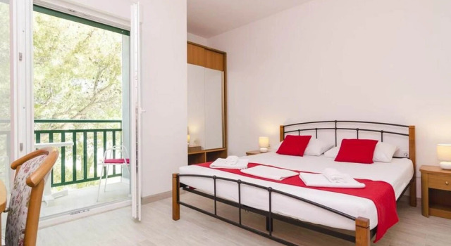 Апартаменты c 1 комнатой с балконом Apartments Matusko