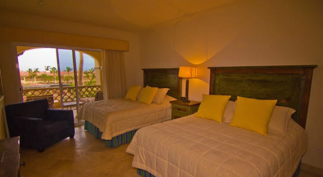 Las Mananitas LM F4205 2 Bedroom Condo By Seaside Los Cabos