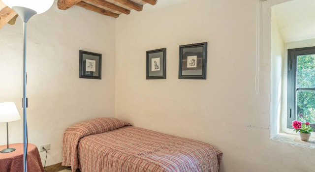 Charming villa with private garden and pool, located in panoramic position between Firenze, Volterra-VILLA LINCHIANO, Boek Villa Volterra Toscane