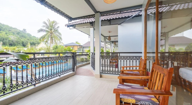 Семейный номер Standard с видом на бассейн Suối Mây Garden Resort & spa