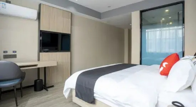 Люкс Deluxe Shankee Coffee Style Hotel (Medical University Seventh Affiliated Hospital)