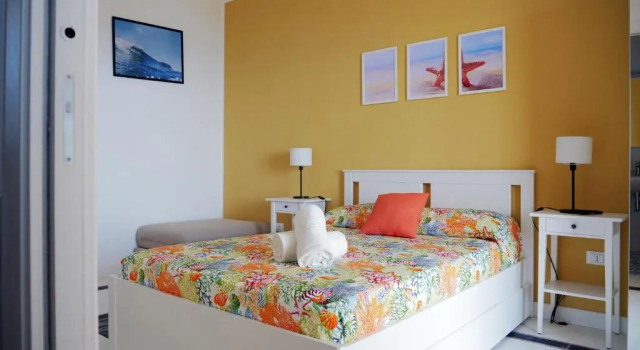 Трёхместный номер Standard с видом на море Talìa Residence
