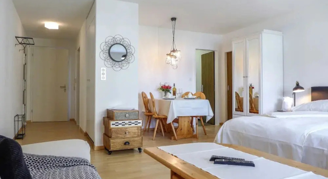 Ova Cotschna 12/14 - Inh 26004, Book Hotel St. Moritz 