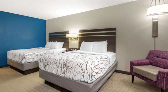 Четырёхместный номер Standard Best Western Plus Knoxville Cedar Bluff