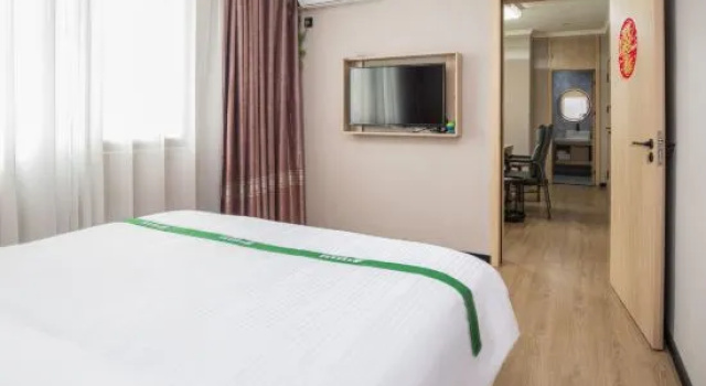 Люкс GreenTree Inn AnHui WuHu WuWei ChaoWu XiMen Express Hotel