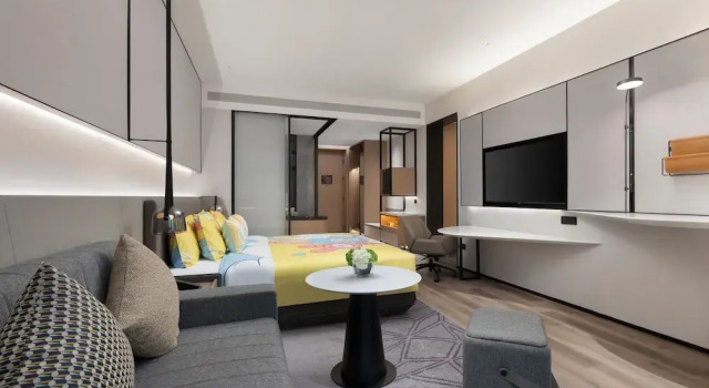 Люкс c 1 комнатой Crowne Plaza Taizhou City Center by IHG