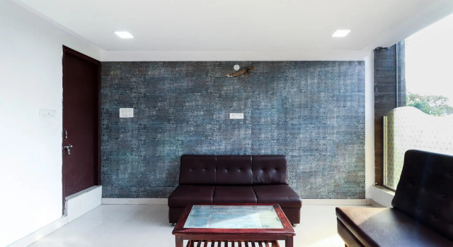 Oyo 40245 Hoel Clark Inn, Забронировать Отель Alambagh штат Уттар-Прадеш