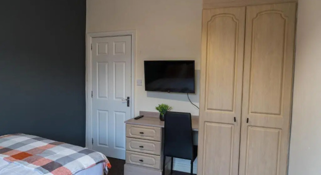 Cosy Home Bolton by Prime Stay, Забронировать Отель Болтон Большой Манчестер, рядом с Театр Octagon