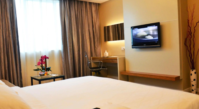 Luksusowy dwuosobowy pokój Ixora Hotel Penang