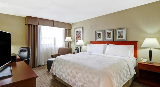 Двухместный номер Executive Holiday Inn Burlington Conference Centre by IHG