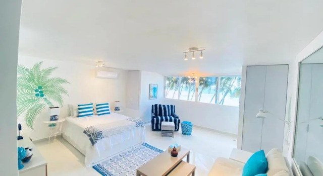 KASA Las Palmas studio apt for 2 OCEAN VIEW BEACHFRONT CONDO POOL