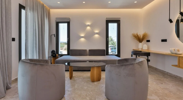 Milestones Naxos Hotel