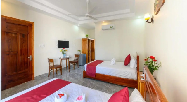 Семейный номер Standard Beach Palm Villa Hoi An