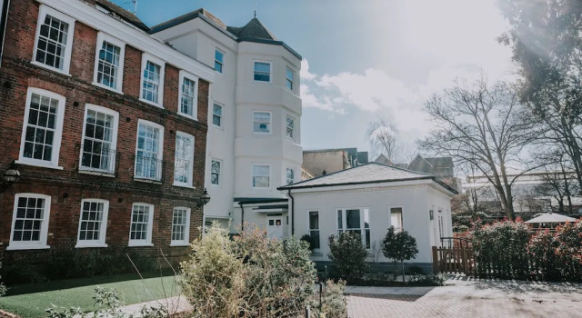 Апартаменты Cavendish House with Secure, Allocated Parking, 2 mins walk from Windsor Castle