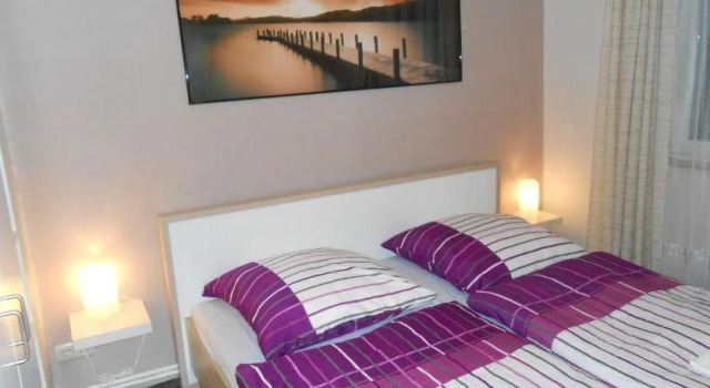 Zum Grünen Jäger, Book Hotel Hotels in Barsinghausen with Parking, Parking