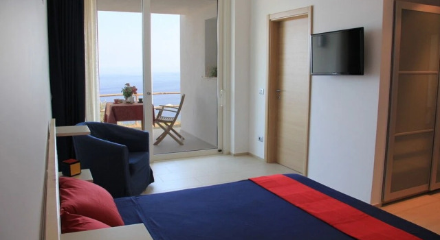 B&B Blu Infinito