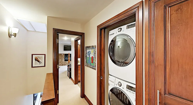135 Aspen - 3 Br Townhouse