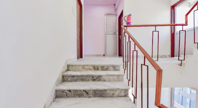 OYO JAI1273 Rayal Inn, Rezervovat Hotel Džajpur 