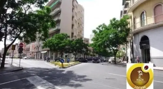 Locami Holiday&House Street Tripolitania 26, Забронировать Отель Катания Сицилия, рядом с Парк Вилла Беллини
