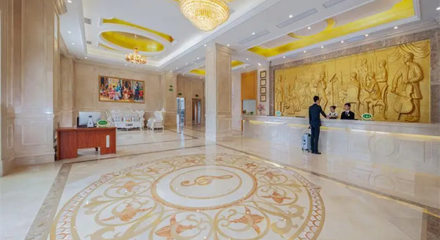 Vienna Hotel Guangdong Huizhou Huiyang Sanhe Square, Rezervasyon Otel Guangdong otoparklı oteller, Otopark