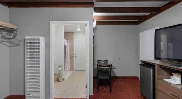 Четырёхместный номер Standard Budget Lodge