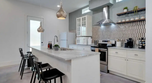 Коттедж Near Lake Travis & Marina: Modern Austin Getaway!