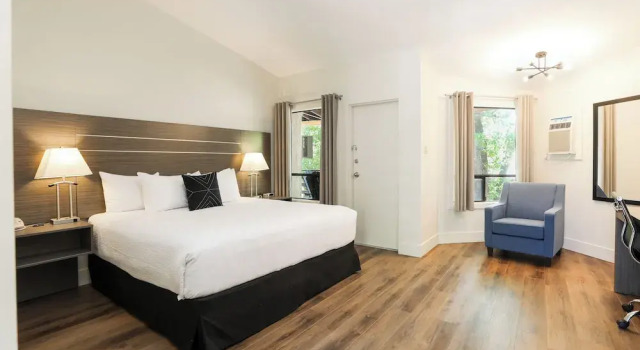 Номер Standard Bayshore Inn & Spa