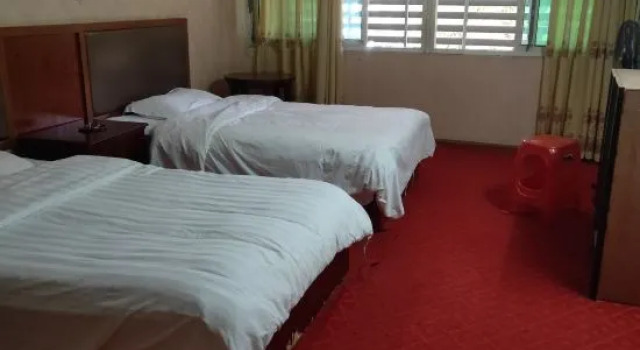 Двухместный номер Standard Xingfu Hotel