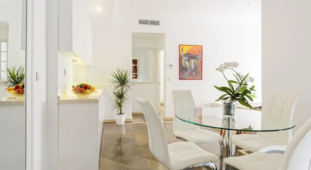 Genteel Home Sagrado Corazón, Забронировать Отель Отели Гранады с парковкой, рядом с Парк Фредерико Гарсия Лорки, Парковка