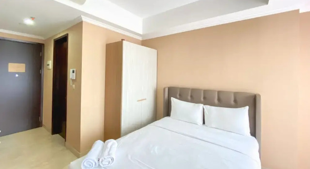 Nice Designed And Homey Studio At Menteng Park Apartment, Забронировать Апартаменты/квартира Ментенг Джакарта, рядом с Парк Таман Суропати