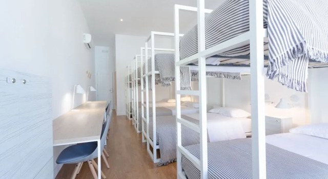 HOSTEL ALAMEDA EXCLUSIVE HOUSE, Забронировать Хостел Хостелы Фару, рядом с Театр A Companhia de Teatro do Algarve, Хостел