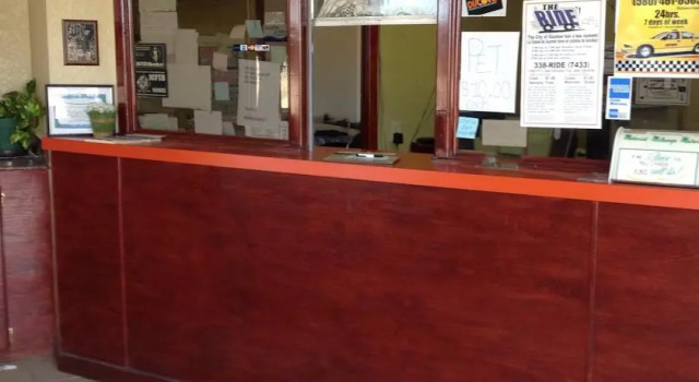Colonial Inn, Prenota Hotel Guymon Oklahoma